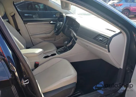 2019 Volkswagen Jetta 1.4T Sel from USA, damaged, VIN 3VWE57BU0KM236421